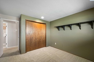 MLS# 293803 With 5 bedrooms, 3 bathrooms, and 2,869 sq. ft - photo 31