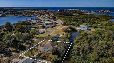 5127 Bay Blvd, Port Richey, FL 34668 Waterfront Home with Canal - photo 3
