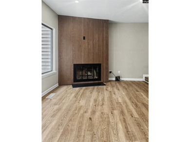 Additional listing photo 4