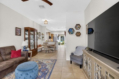 Immaculate 3-bed, 2.5-bath, 1-car town-home ideally situated on - photo 4