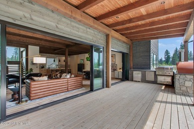 Estate 64 is a modern residence located in the Gozzer Ranch - photo 11