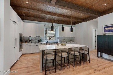 Estate 64 is a modern residence located in the Gozzer Ranch - photo 12
