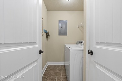 Welcome to 15187 Haven Cove in the highly sought-after Gulf - photo 23