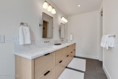 Estate 64 is a modern residence located in the Gozzer Ranch - photo 25