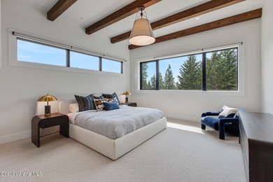 Estate 64 is a modern residence located in the Gozzer Ranch - photo 26