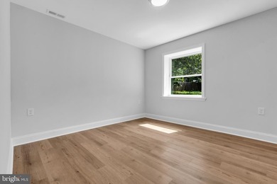 Beautifully renovated 3-bedroom, 2-full-bath home located in the - photo 29