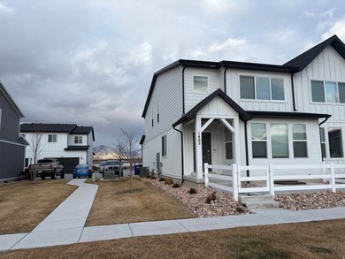 Utah Lake Townhome/Townhouse For Sale in Spanish Fork Utah