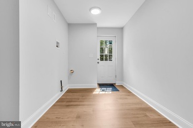 Beautifully renovated 3-bedroom, 2-full-bath home located in the - photo 33