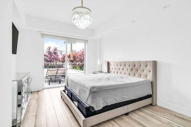 Rarely available South facing 2 bedroom that has been extremely - photo 10