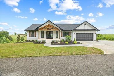 Lake Home For Sale in Byrdstown, Tennessee