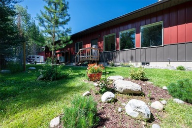 Experience true Montana living on this exceptional 10-acre horse - photo 11