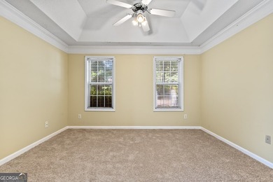 Welcome home to this beautifully maintained ranch offering 3 - photo 17