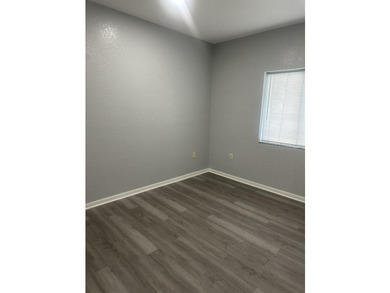 3 bedroom 2 bath condo. Step inside to find good sized rooms - photo 7