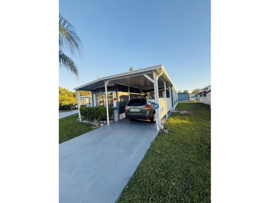 St. Lucie River Home For Sale in Port Saint Lucie Florida