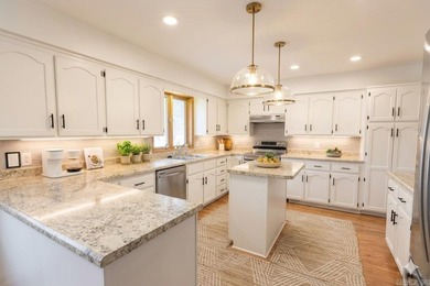 Experience lake living in this Greers Ferry Lake view home in - photo 14