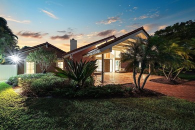 Contemporary Boca Raton Masterpiece with private 82-foot - photo 8