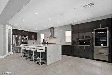 THIS GORGEOUS CHRISTOPHER HOME SHOWS LIKE A MODEL & IS NESTLED - photo 19