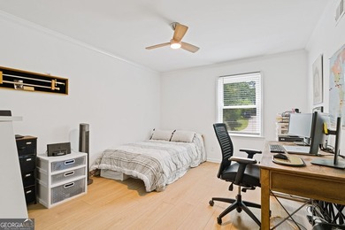 Tucked away on a private backyard lot in the City of Berkeley - photo 21