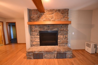 Experience lake living in this Greers Ferry Lake view home in - photo 25