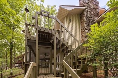 Experience lake living in this Greers Ferry Lake view home in - photo 38