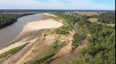 -172 Acres of Premier Oklahoma Riverfront with Lifetime Mining - photo 4