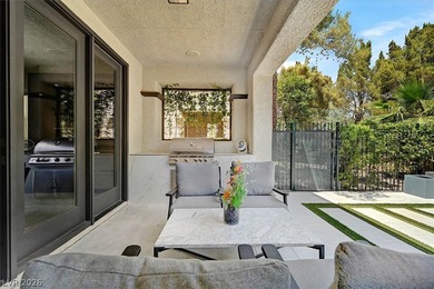 THIS GORGEOUS CHRISTOPHER HOME SHOWS LIKE A MODEL & IS NESTLED - photo 47