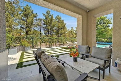 THIS GORGEOUS CHRISTOPHER HOME SHOWS LIKE A MODEL & IS NESTLED - photo 48