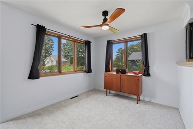 Looking for a Stay-cation lifestyle with all the amenities? - photo 9