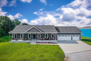 (private lake, pond, creek) Home For Sale in Cookeville Tennessee