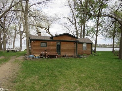 This is a very nice cottage with guest house. Great looking gas - photo 7