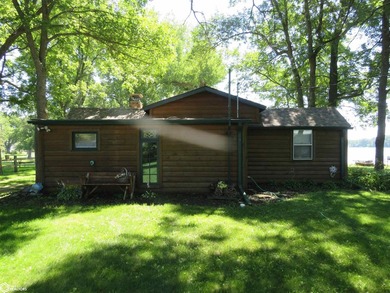 This is a very nice cottage with guest house. Great looking gas - photo 9