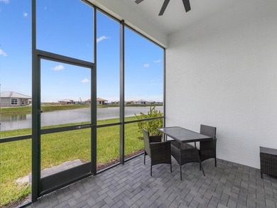 Immaculate 2024 4BR/3BA Kolter built home with a den in desired - photo 5