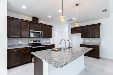 Back on market with no seller's fault. Very motivated seller! - photo 22