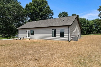 Enjoy the peaceful feel of country living just minutes from - photo 27