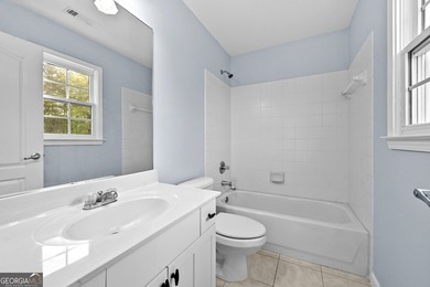 Discover the perfect blend of comfort, style, and location in - photo 33