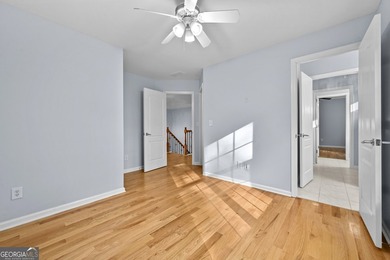 Discover the perfect blend of comfort, style, and location in - photo 36