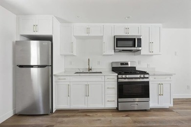 Newly renovated Villa Terrace Apartments located in the heart of - photo 39
