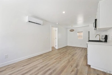 Newly renovated Villa Terrace Apartments located in the heart of - photo 40