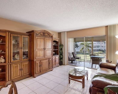 A beautifully remodeled 2-bedroom, 2-bath condo in the 55+ Rose - photo 4