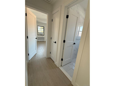 Spacious 2-bedroom, 1-bath garden-style co-op located on the - photo 12