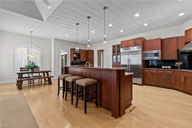 Set in the Estates on the Lynnhaven in Great Neck Point, one of - photo 16