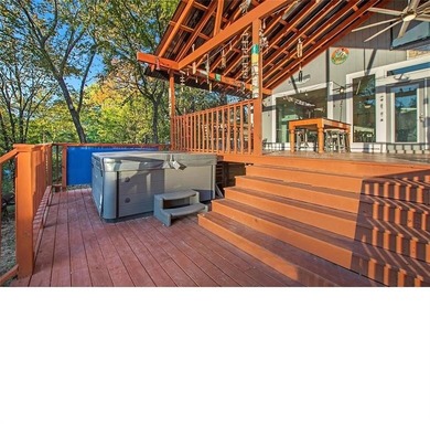 WATERFRONT SHORT-TERM RENTAL OR PRIVATE RESIDENCE. This inviting - photo 23