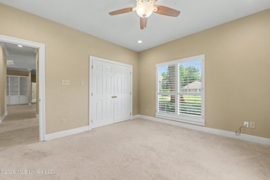 Location, Location, location! This lovely home is convenient to - photo 28