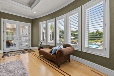 Set in the Estates on the Lynnhaven in Great Neck Point, one of - photo 29