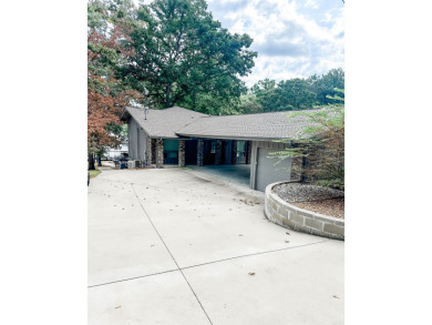 Lake Home For Sale in Cherokee Village, Arkansas
