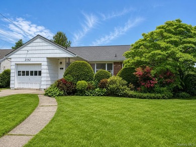 Discover this charming ranch-style home in prime Oceanside - photo 1