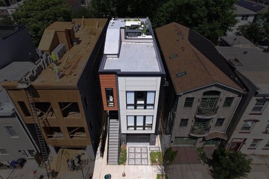 City living, reimagined. Welcome to 139 New York Avenue in - photo 41