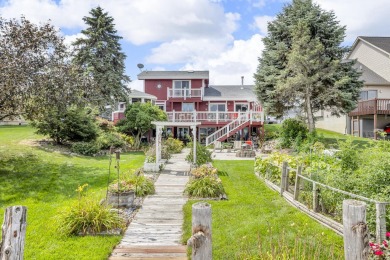 Loch Erin Lake Home For Sale in Onsted Michigan