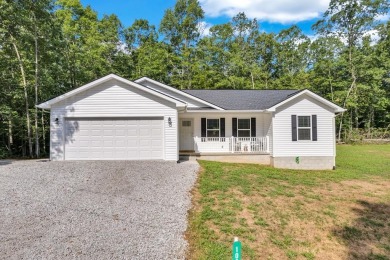 Lake Home For Sale in Crossville, Tennessee