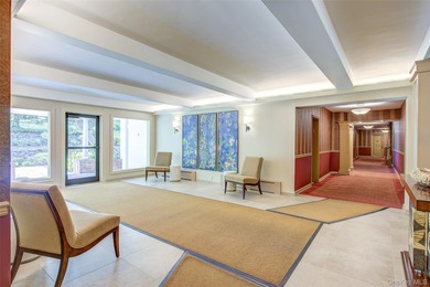 This large, sun-filled 1 bedroom, 1 bath offers a rare - photo 4